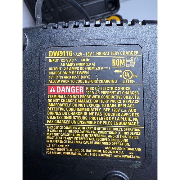 DeWalt DW9116 7,2V-18V Cordless Drill Driver Tool 1 hr Battery Charger 2 Battery - Picture 13 of 15
